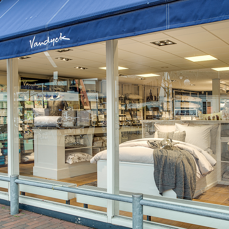 Hilversum — Vandyck Experience Store