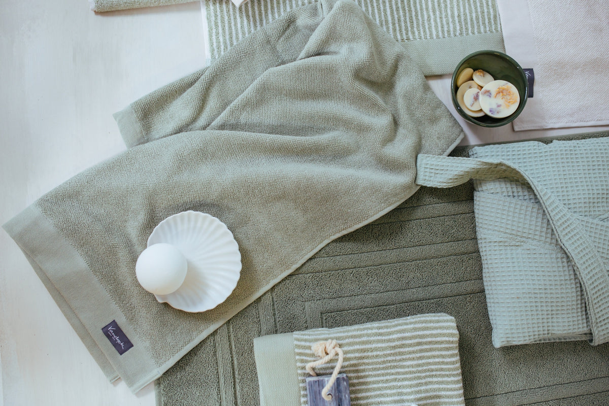 HOME UNI badgoed | smoke green