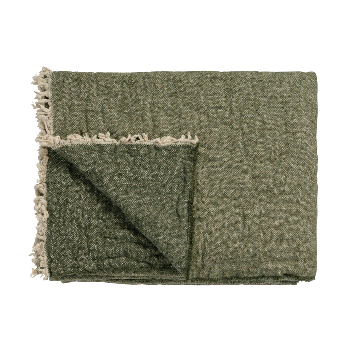 Home 81 plaid in de kleur oak green is een gemêleerd geweven plaid gemaakt van een wolblend. Het plaid is double faced en de randen zijn afgewerkt met rafels.