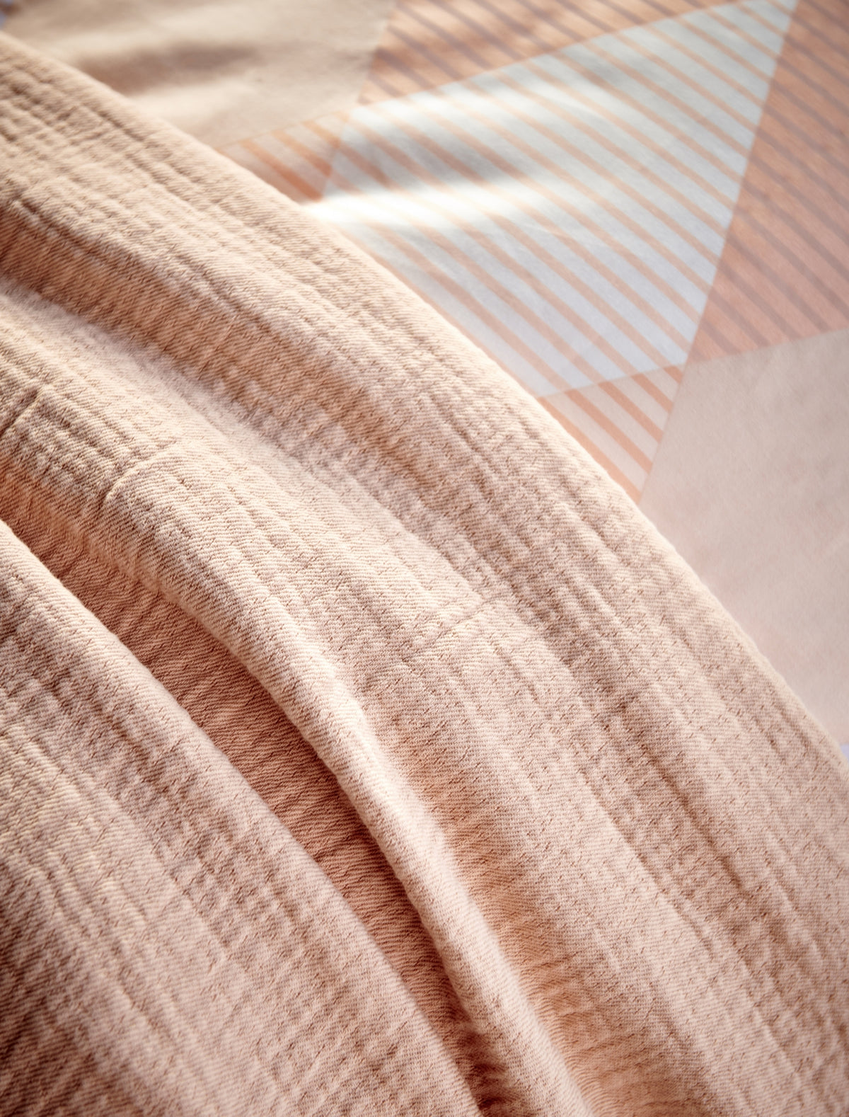 detail shot van een pastel oranje plaid